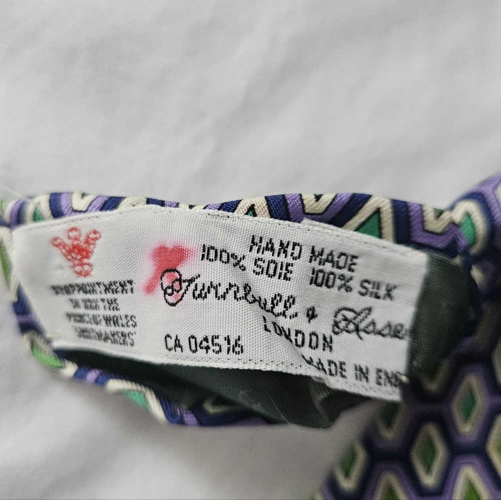 TURNBULL & ASSER For Neiman Marcus Graphic Silk Tie